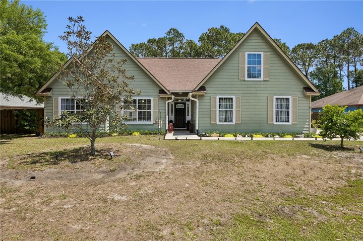 Property Photo:  101 Gentle Knoll Drive E  GA 31548 