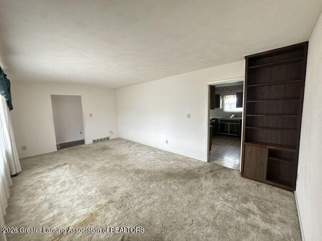 Property Photo:  210 Overlook Lane  MI 49017 