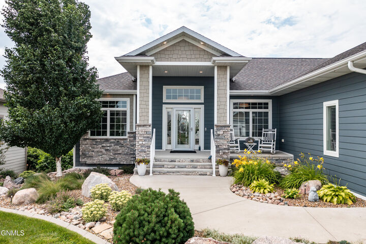 Property Photo: 1013 Limited Lane ND 58503