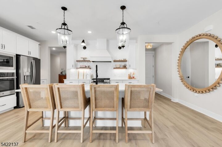 Property Photo:  103 Honeysuckle Ln 815  NJ 07059 