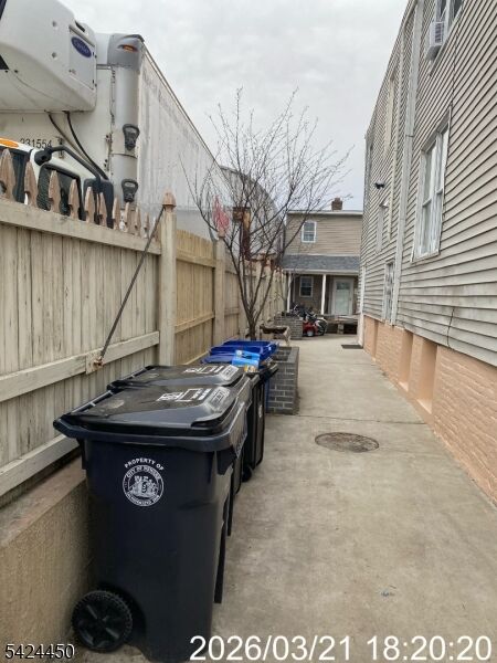 Property Photo:  38 Delancy St 3  NJ 07105 