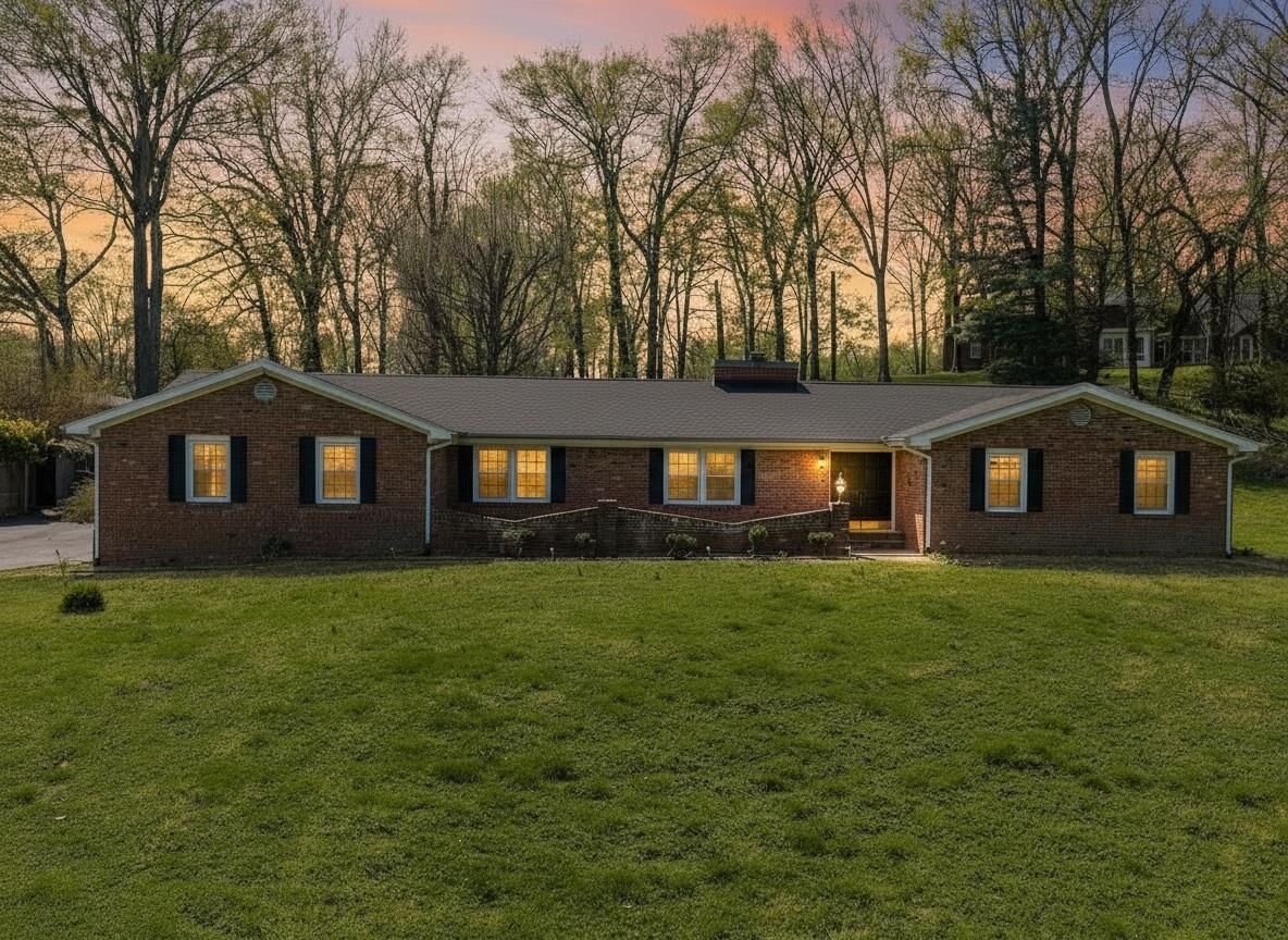 Property Photo:  840 Woodspoint Dr.  KY 42420 