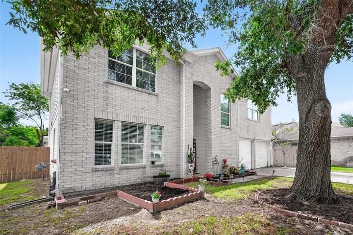 Property Photo:  20211 S Sabal Palms Drive  TX 77449 