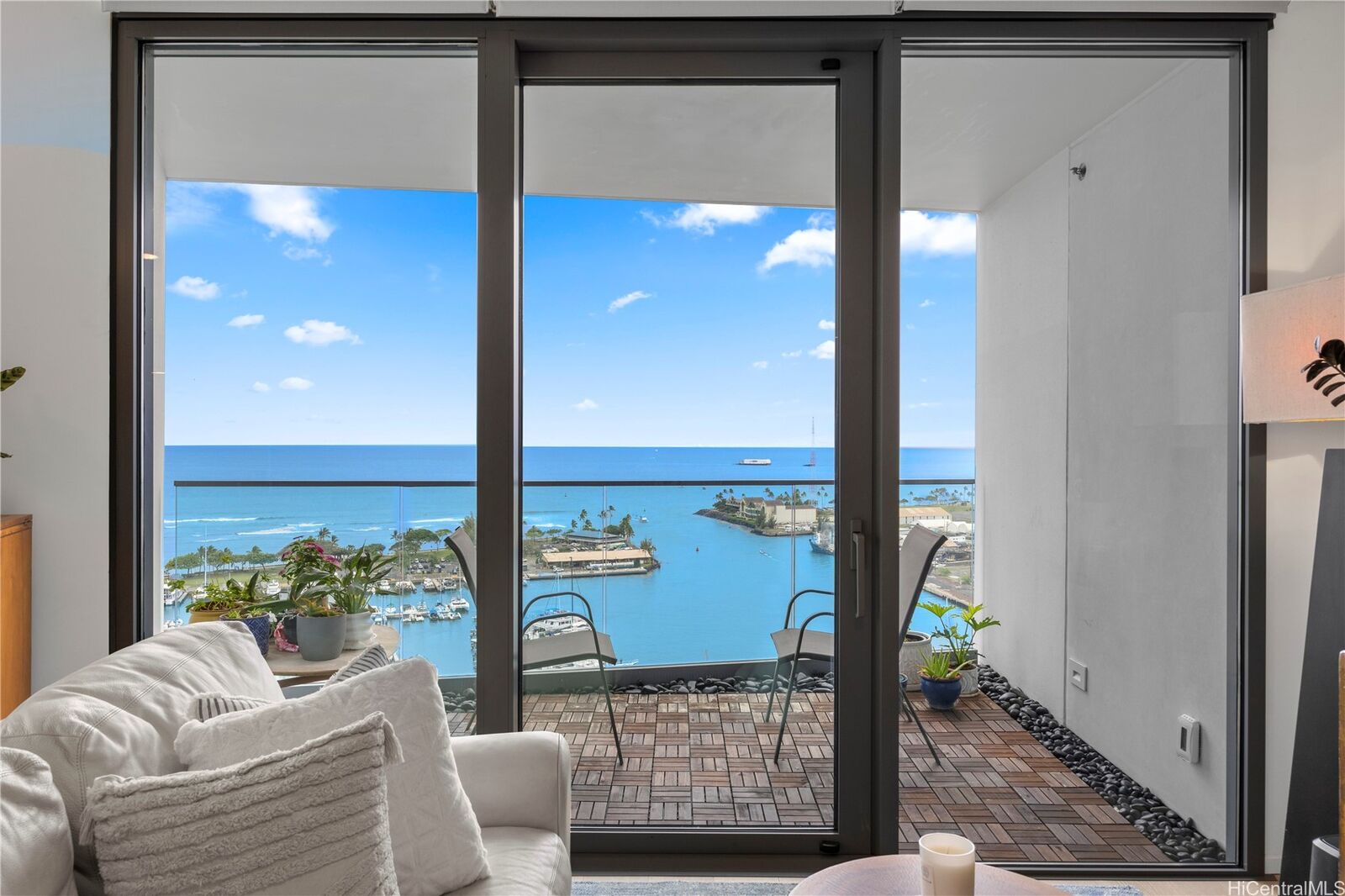 Property Photo:  1000 Auahi Street 2100  HI 96814 