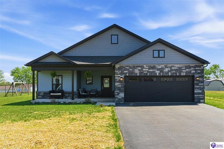 Property Photo:  75 Marian Court  KY 42701 