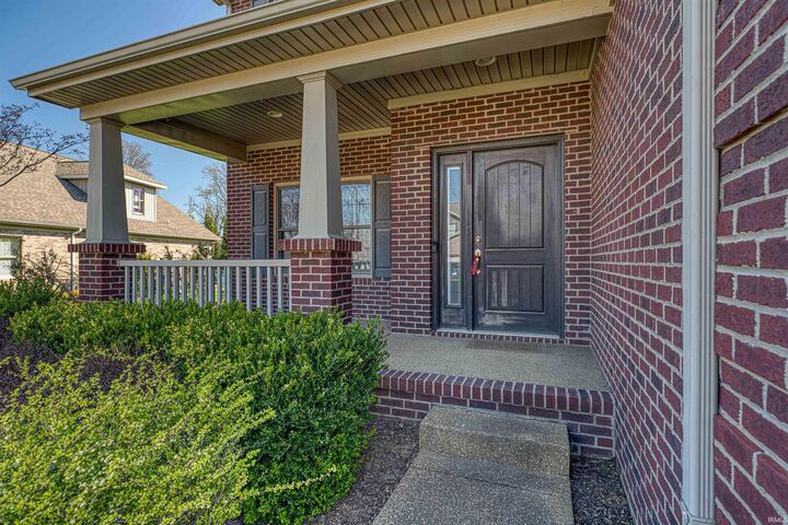 Property Photo:  4705 Fieldcrest Place Circle  IN 47630 