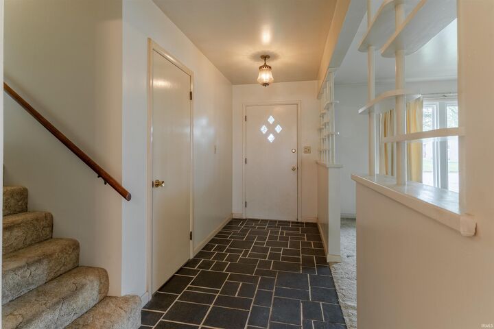 Property Photo: 309 Vista Drive IN 47620