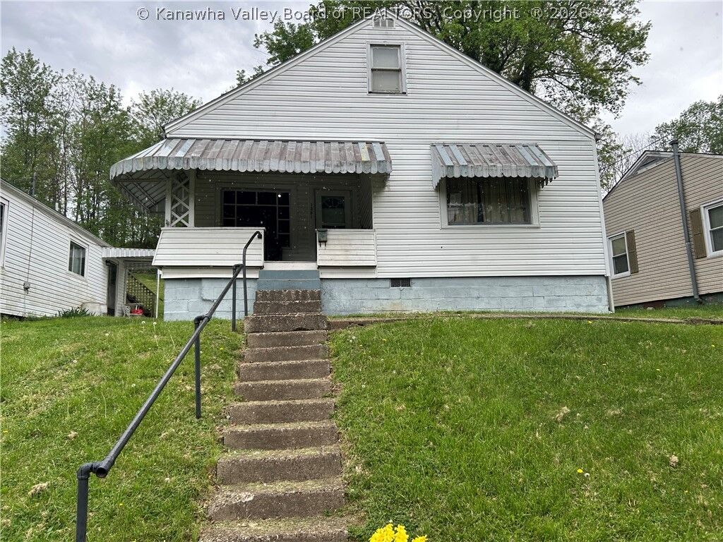 Property Photo:  1391 Elizabeth Street  WV 25705 