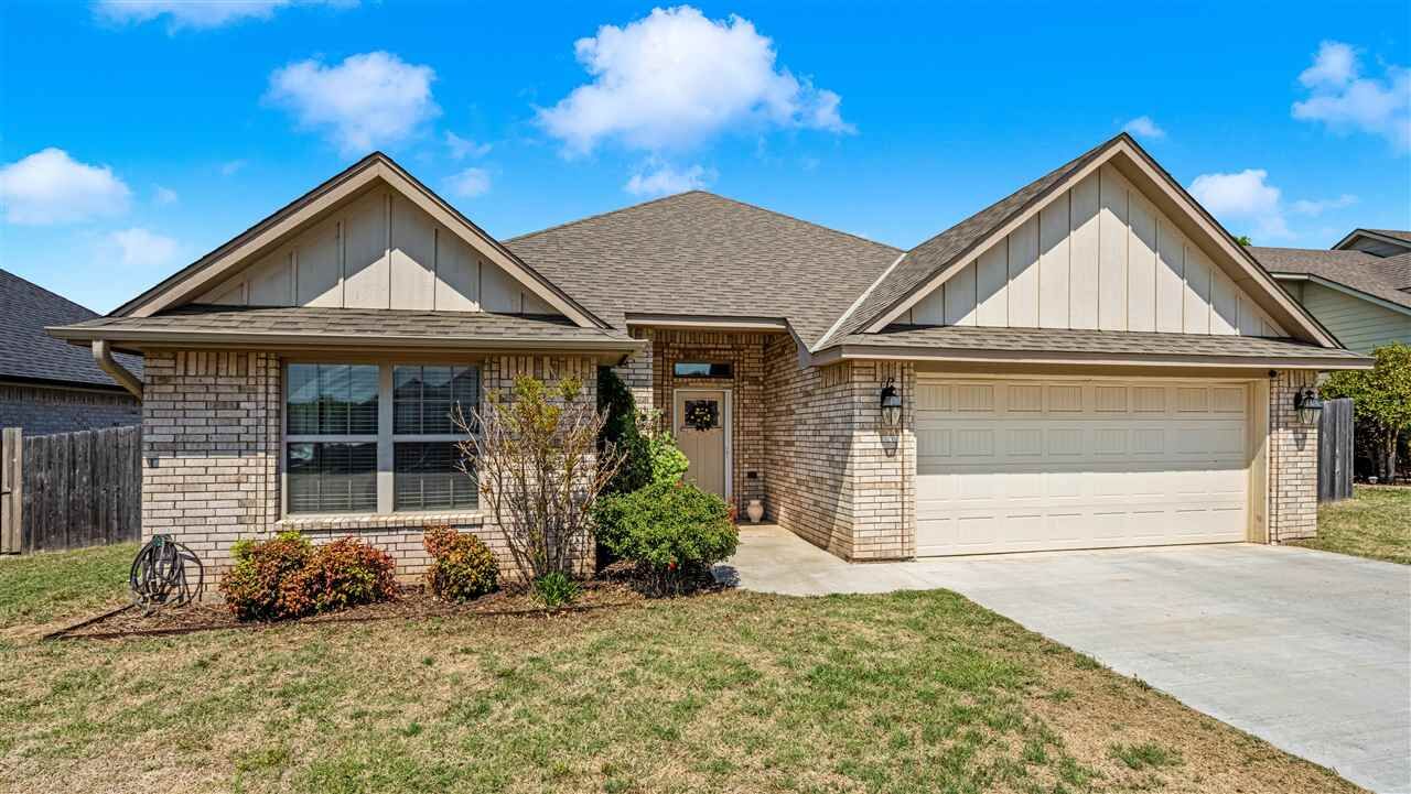 Property Photo:  3106 NE Plymouth Rock  OK 73507 