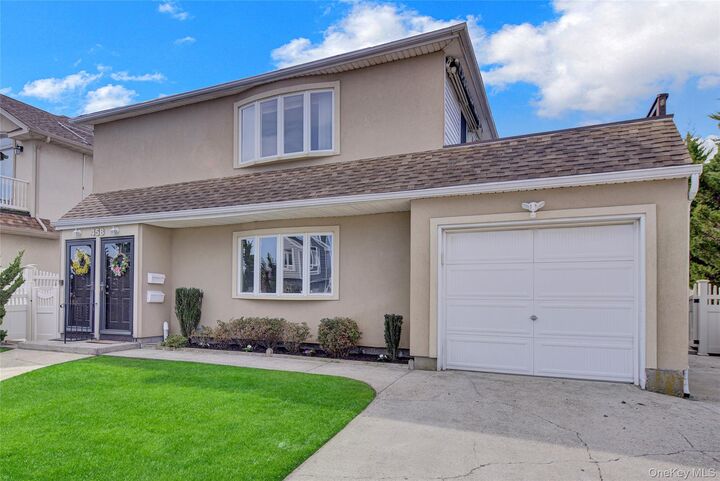 Property Photo:  458 E Fulton  NY 11561 