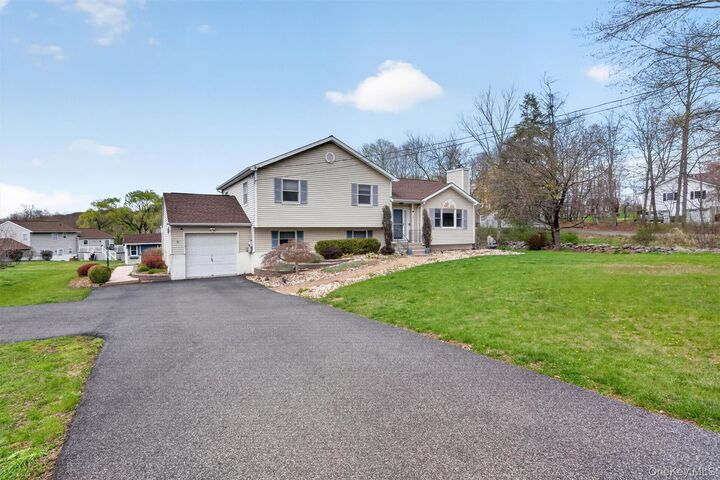 Property Photo:  25 Bull Road  NY 10992 