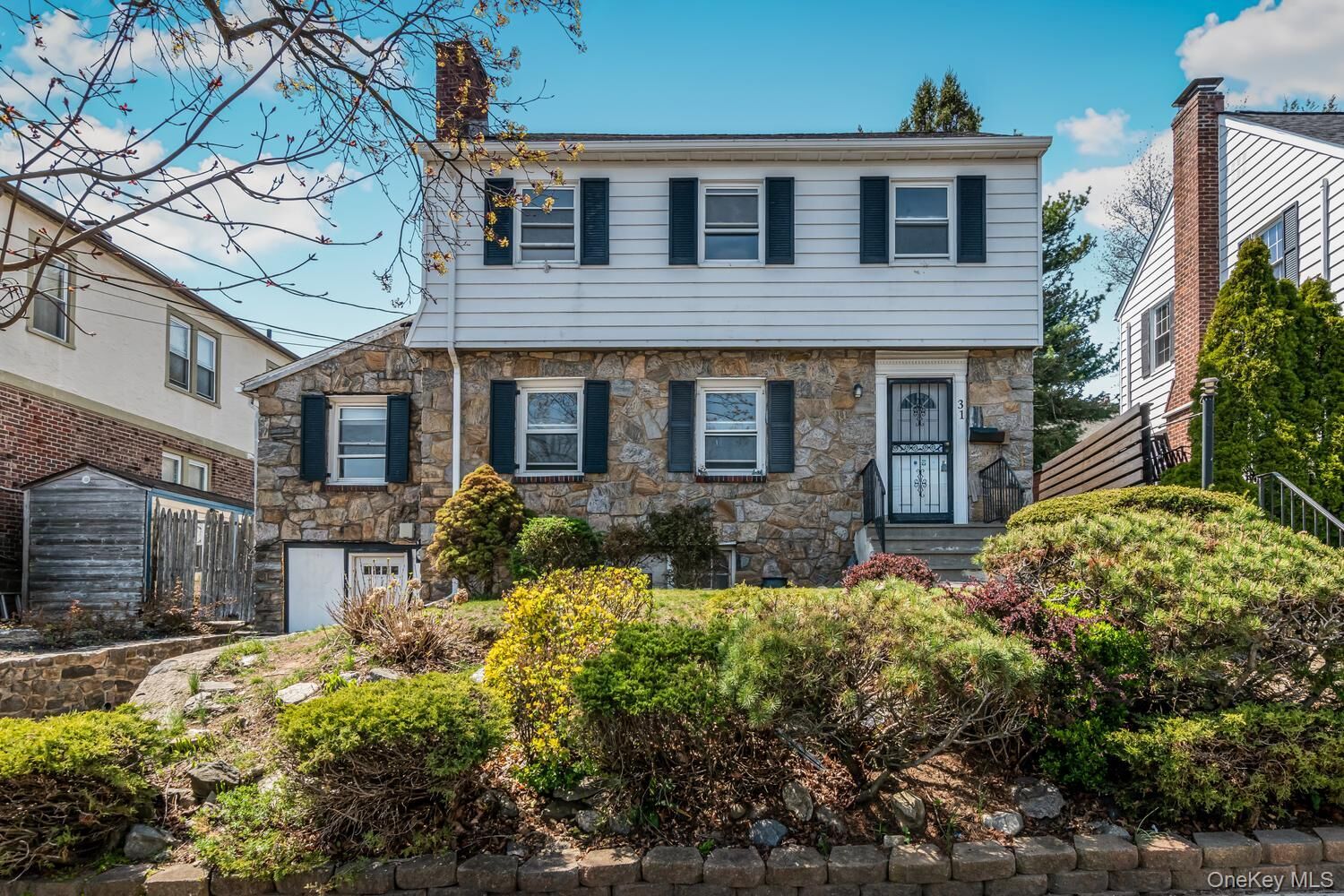 Property Photo:  31 Emmett Place  NY 10703 