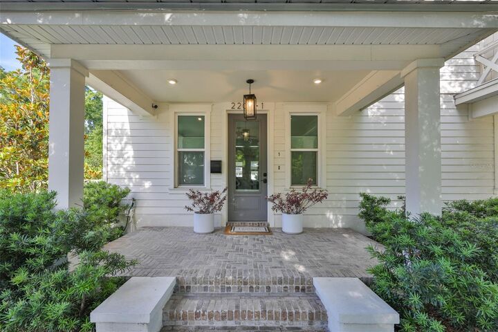 Property Photo:  2204 N Central Avenue 1  FL 33602 