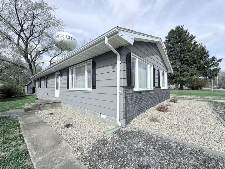 Property Photo:  311 E Allen Street  IL 61842 