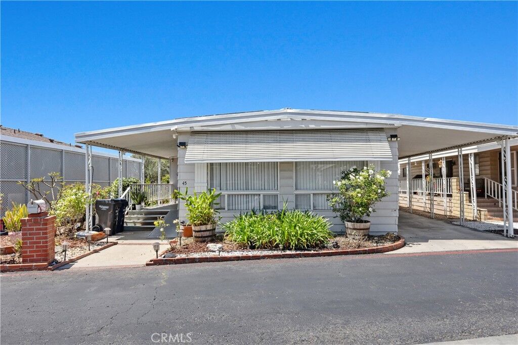 Property Photo:  19361 Brookhurst 45  CA 92646 