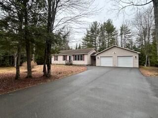 Property Photo:  135 Ten Road  ME 04411 