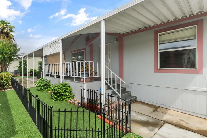 Property Photo:  97 Cantabrook Street  CA 95828 