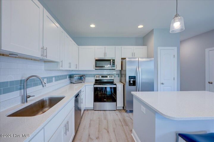 Property Photo:  104 Pasture Lane A  NC 28584 