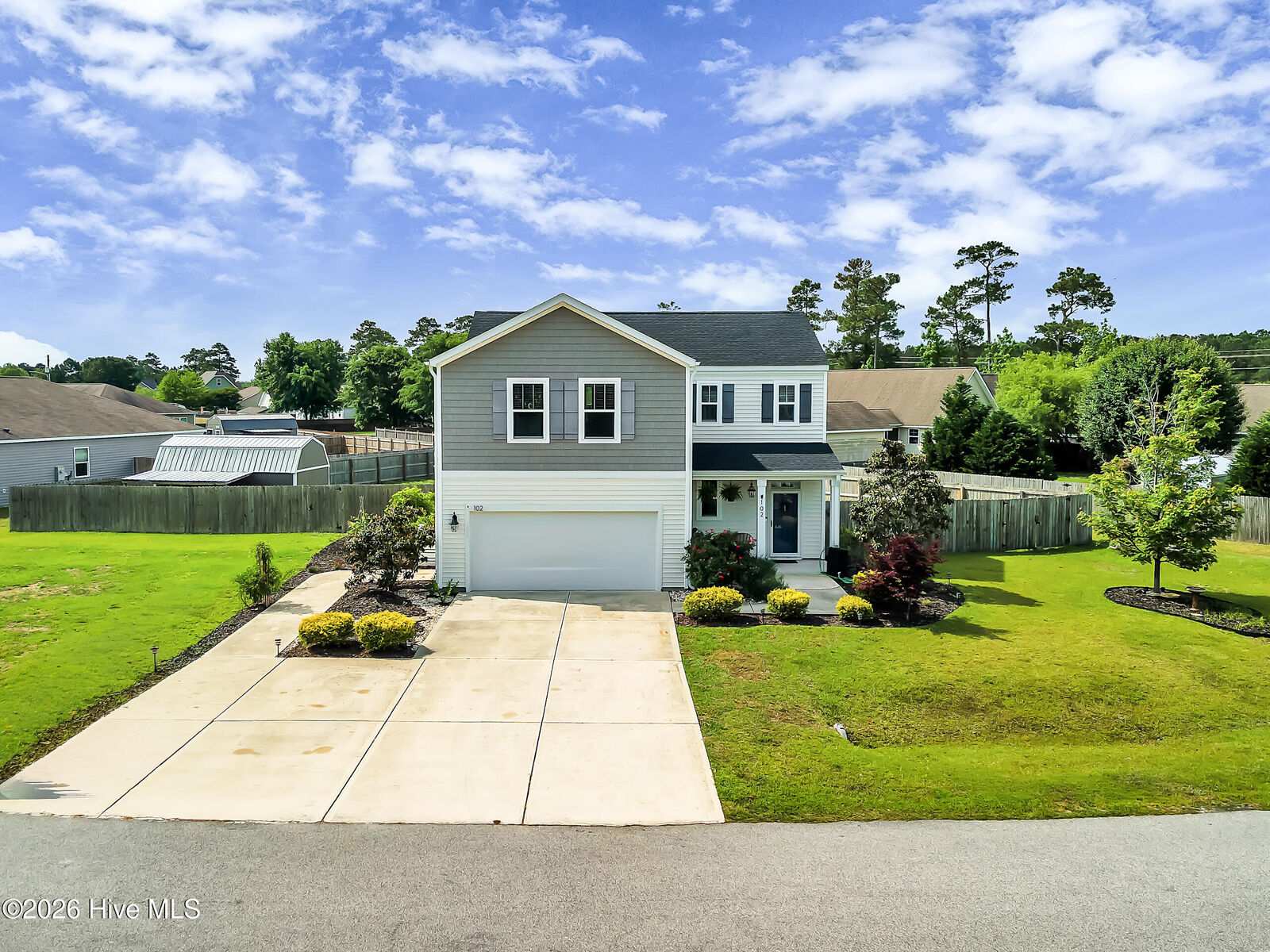 Property Photo:  102 Tralee Place  NC 28445 