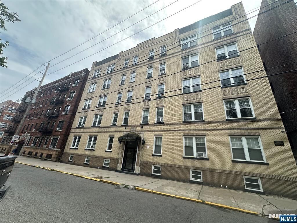 Property Photo:  311 79th Street 9  NJ 07047 