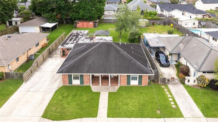 Property Photo:  1230 Aurora Avenue  LA 70005 