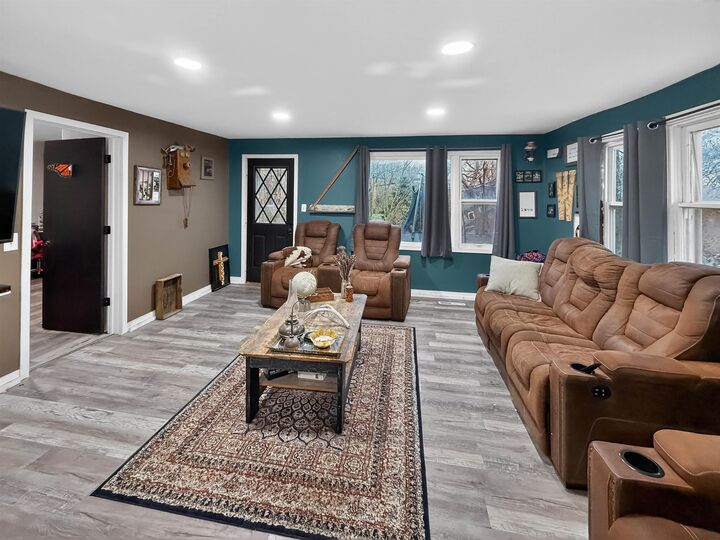 Property Photo: 3213 13th St IA 51105