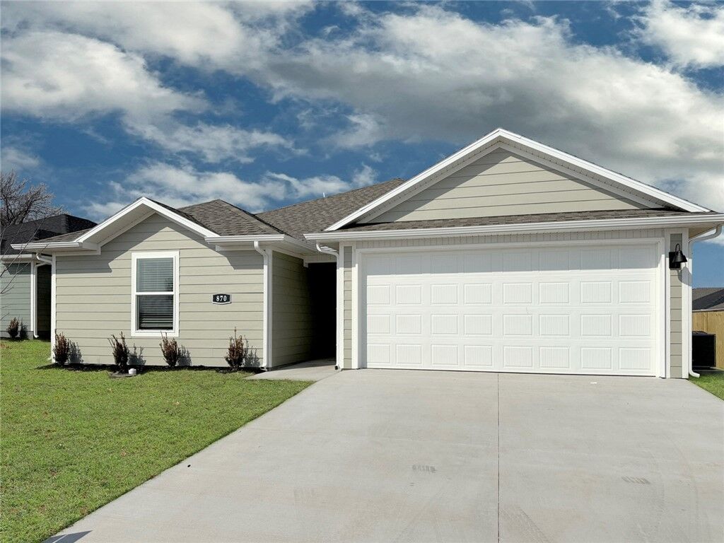 Property Photo:  570 Raegan Street  AR 72753 