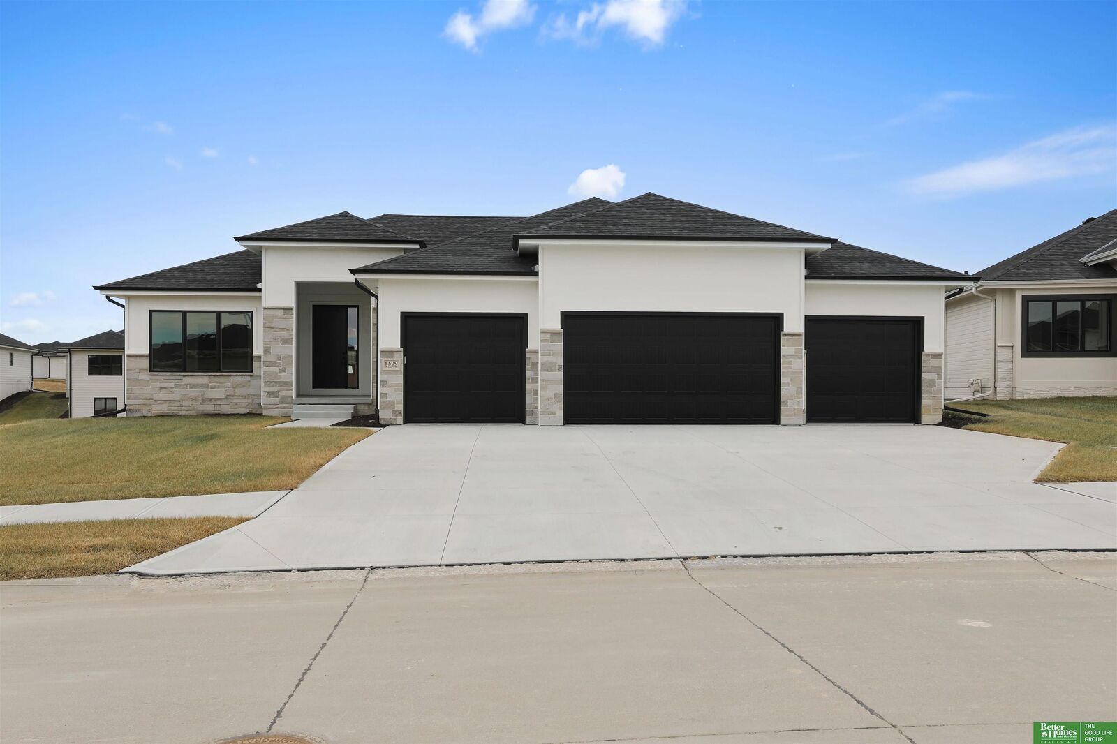 Property Photo: 5606 N 198th Street NE 68022