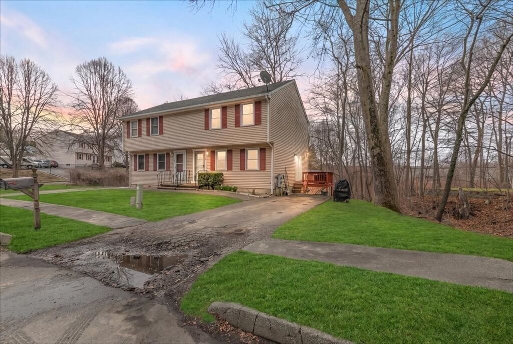 Property Photo:  38 Twin Brooks Cir 38  MA 01835 