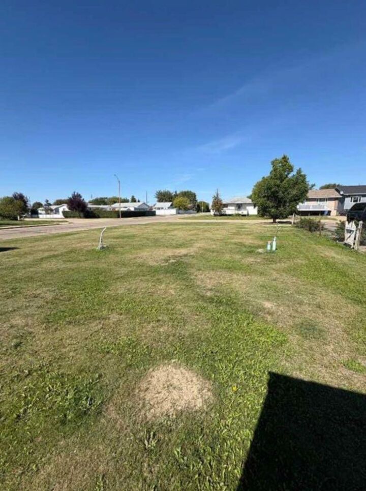 Property Photo: 4819 52 Ave AB T0H 1W0