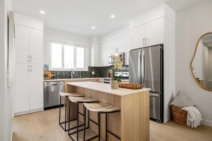 14438 15 Street NE — photo 1