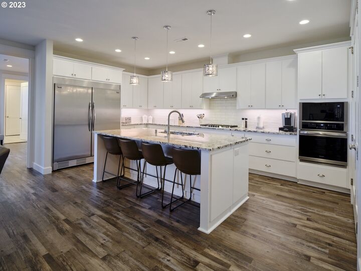 Property Photo: 526 3rd St WA 98674