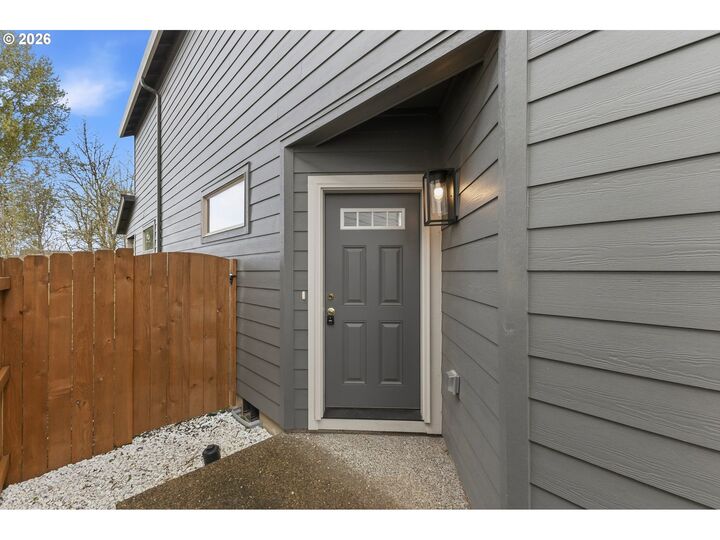 Property Photo:  7036 N Montgomery Way  WA 98642 