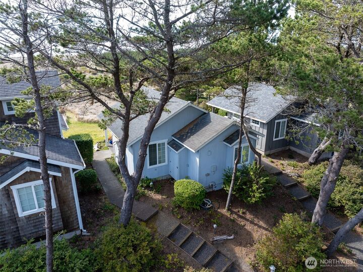 Property Photo:  20713  Pacifc Way 4  WA 98640 