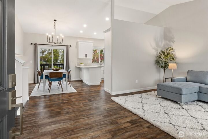 Property Photo:  7118  37th Street NE  WA 98270 