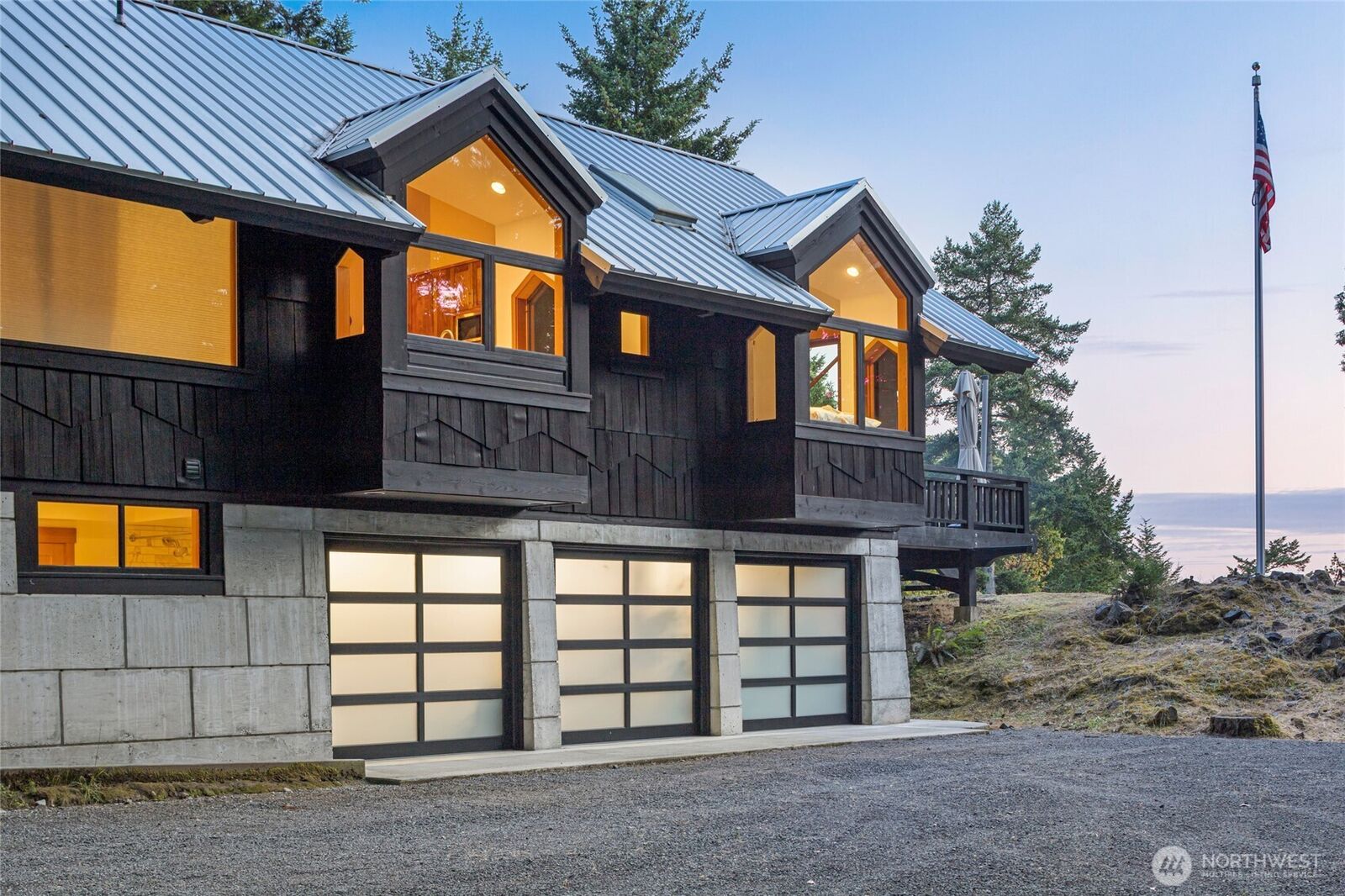 Property Photo:  815  Carefree Way  WA 98250 