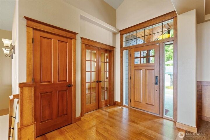 Property Photo:  10321 N Navaho Drive  WA 99208 