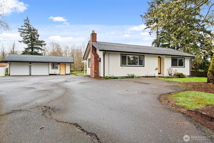 Property Photo:  3984  Bancroft Road  WA 98225 