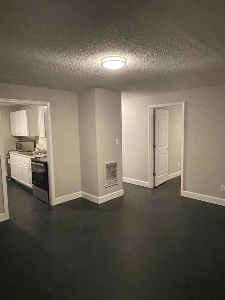 Property Photo:  650 Railroad Street NE  TN 37311 