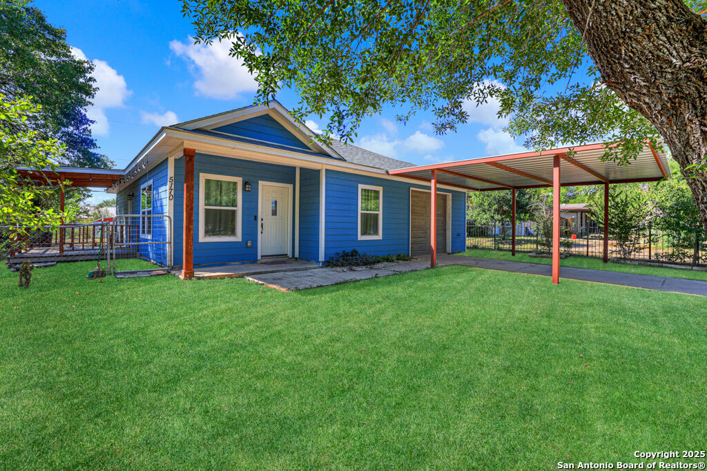 Property Photo:  5170 Village Green  TX 78218 