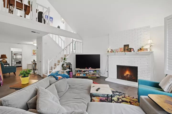 Property Photo: 711 Kline St A CA 92037