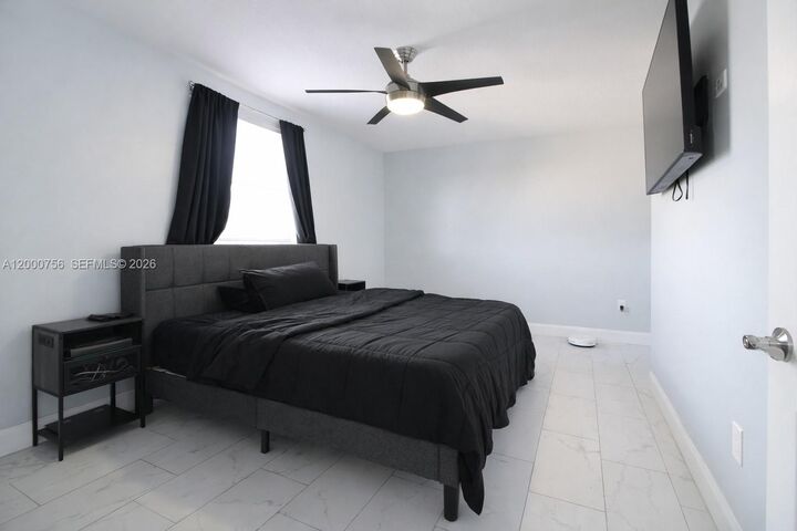 Property Photo: 14951 SW 82nd Ln 17-402 FL 33193