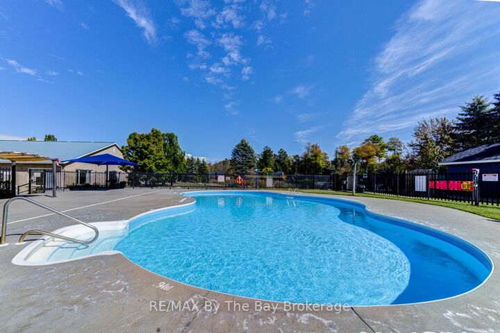 Property Photo: 85 Theme Park Drive 75 ON L9Z 1X7