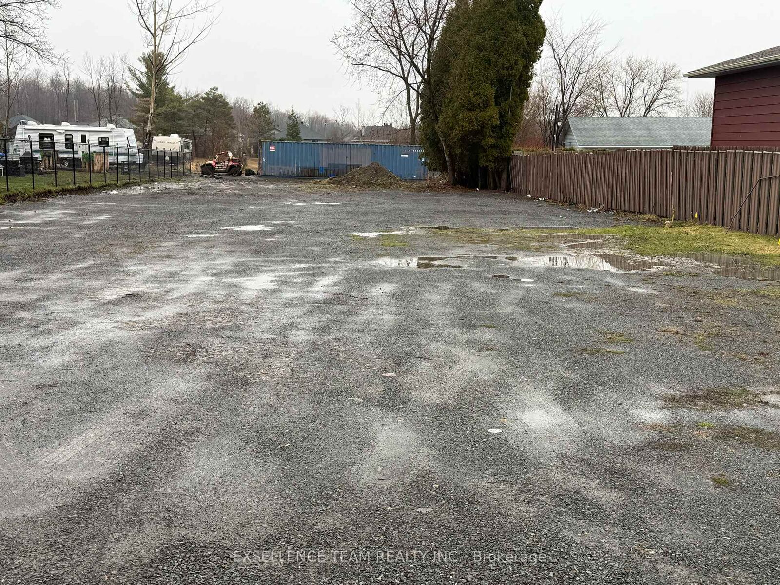 Property Photo:  3007 Pitt Street  ON K6K 1A5 