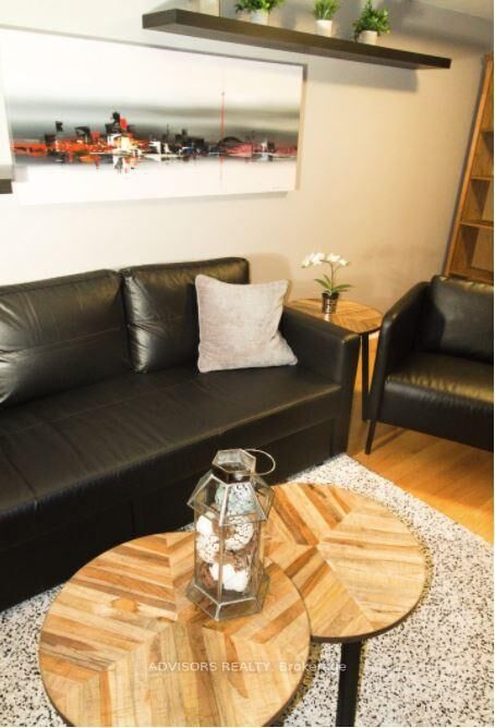 Property Photo: 270 Wellington Street 413 ON M5V 3P5