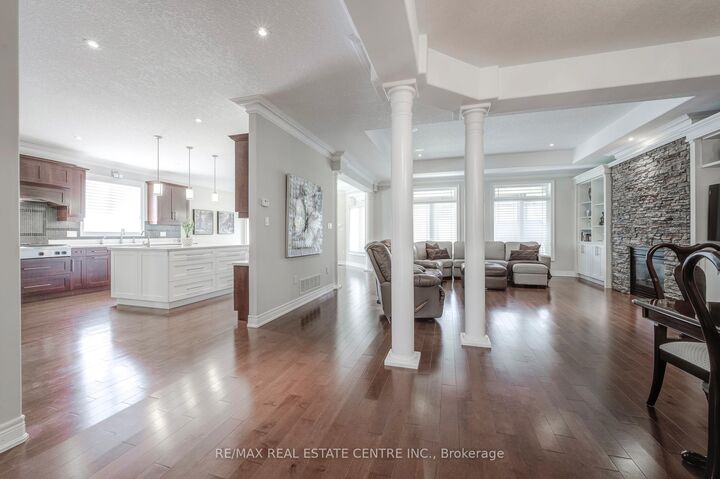 Property Photo: 4072 Highland Park Drive ON L3J 0M3