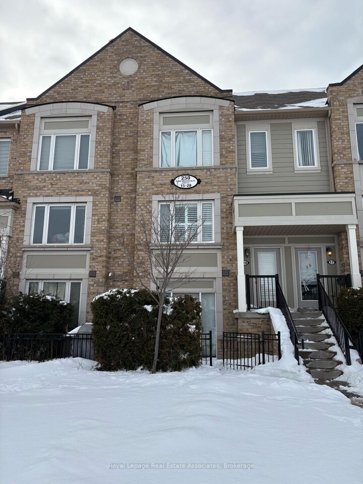 Property Photo: 250 Sunny Meadow Boulevard 19 ON L6R 3Y6