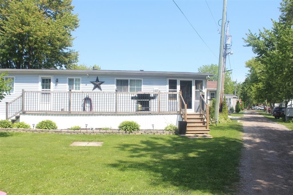 Property Photo: 20951 Pier Road 8 Lake Rd ON N0P 2P0