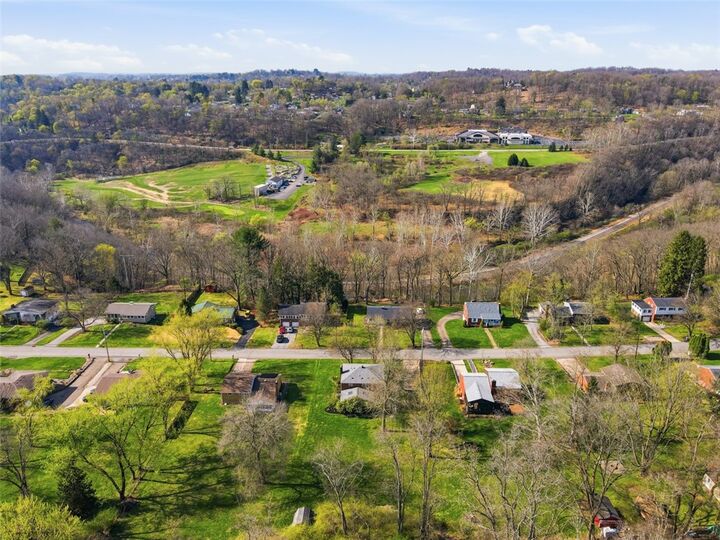 Property Photo:  2425 Saddle Dr  PA 15101 