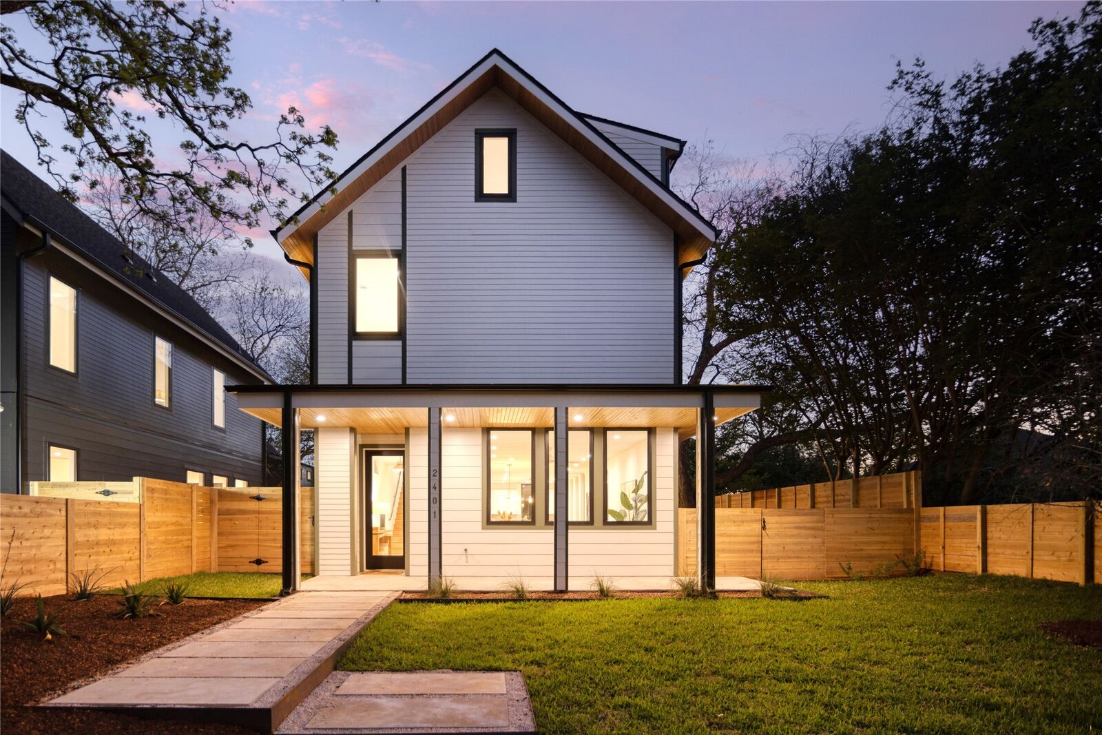 Property Photo:  2401 Willow Street  TX 78702 